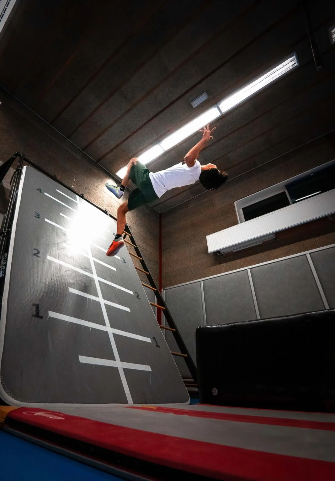 Wall Rack Airtrack - Afbeelding 7